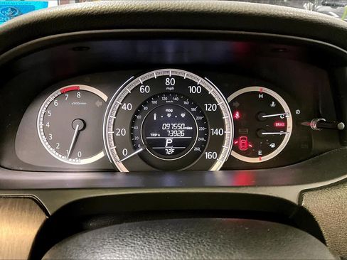 Used 2015 Honda Accord EX-L image 24