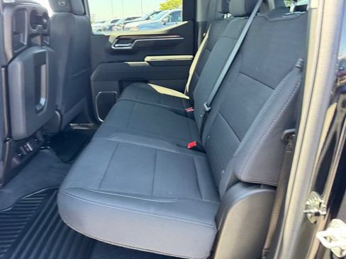 Used 2025 Chevrolet Silverado 1500 LT AWD/4WD image 11