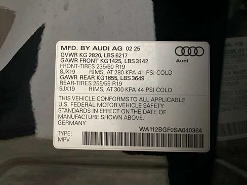 Used 2025 Audi Q6 e-tron Premium w/ Convenience Package RWD image 15