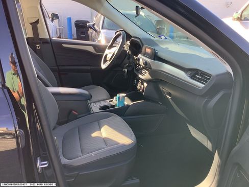 Used 2022 Ford Escape S image 12
