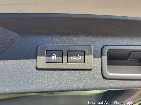 Certified 2026 Subaru Forester Premium AWD/4WD image 19