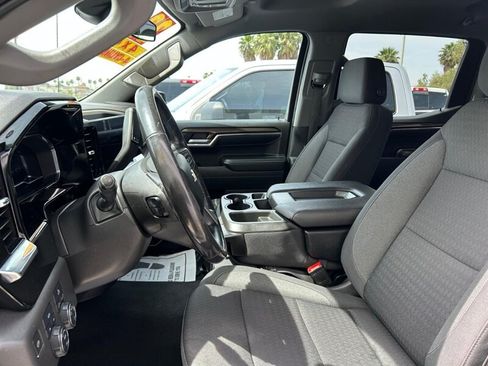 Used 2022 Chevrolet Silverado 1500 LT AWD/4WD image 13