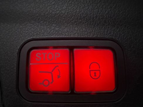 Used 2023 Mercedes-Benz GLE 350 image 31