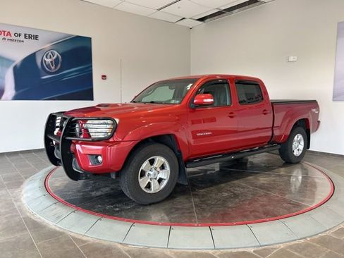 Used 2013 Toyota Tacoma 4x4 Double Cab w/ TRD Sport Pkg image 2