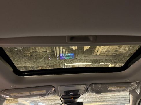 Certified 2025 Acura ADX AWD image 22