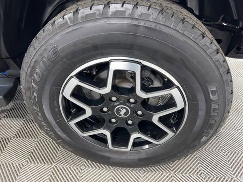 Used 2024 Ford Bronco Outer Banks image 8