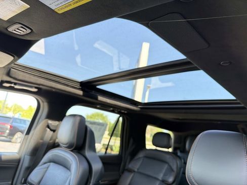 New 2026 Lincoln Navigator Black Label AWD/4WD image 31