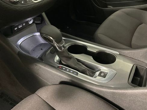 Used 2023 Chevrolet Malibu LT image 19