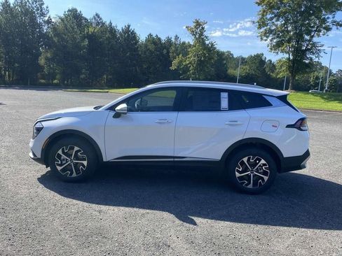 New 2025 Kia Sportage EX AWD/4WD image 3