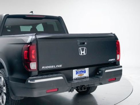Used 2017 Honda Ridgeline RTL-T image 4