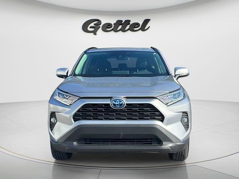 Used 2021 Toyota RAV4 XLE Premium AWD/4WD image 2