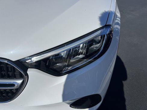 Certified 2025 Mercedes-Benz GLC 300 300 image 6