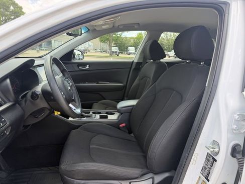 Used 2020 Kia Optima LX FWD image 22