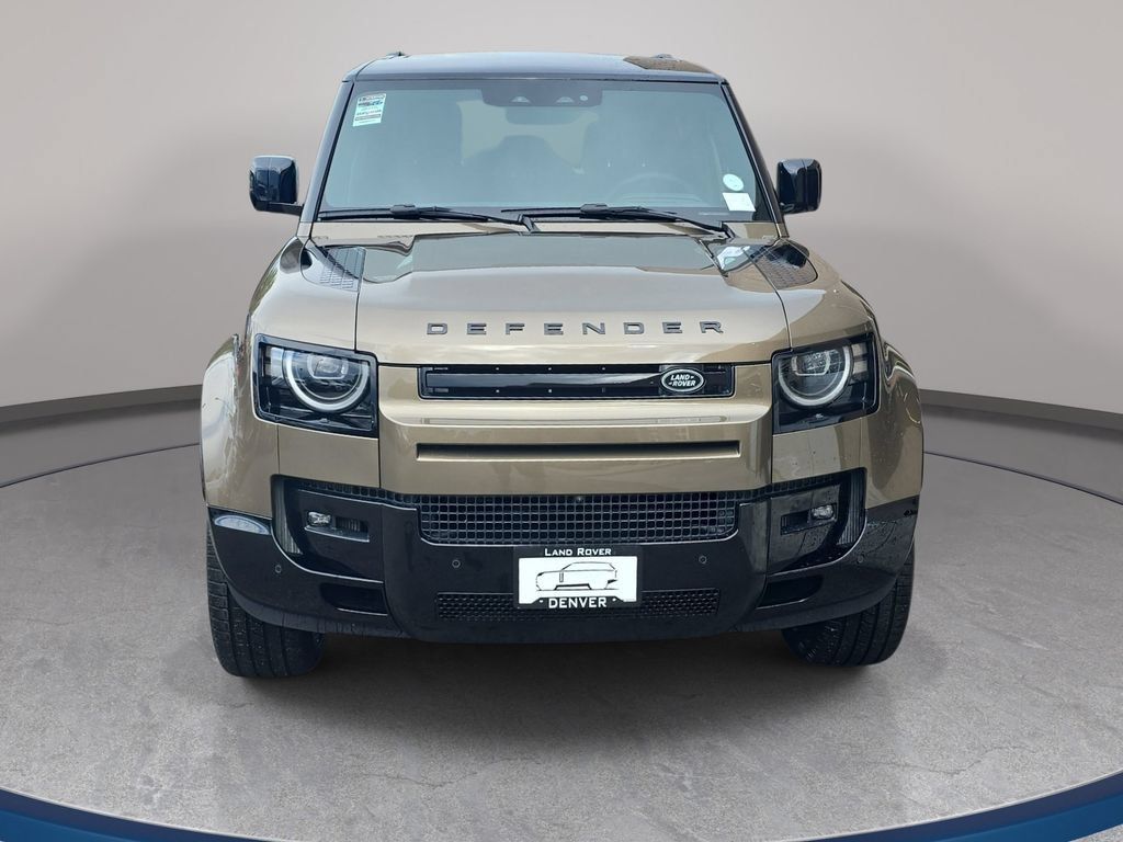 New 2026 Land Rover Defender 110 X-Dynamic SE AWD/4WD image 2