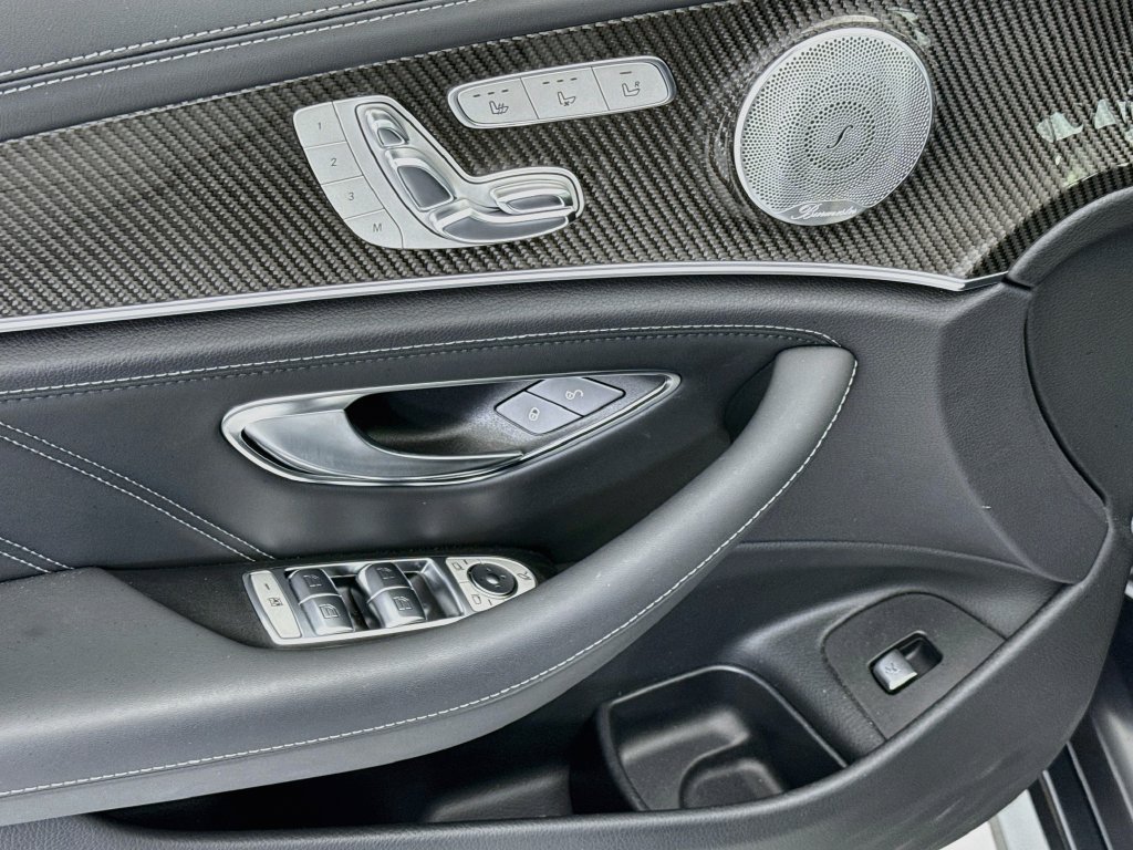 Used 2018 Mercedes-Benz E 63 AMG S image 22