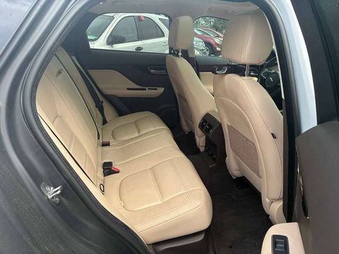 Used 2019 Jaguar F-PACE Prestige AWD/4WD image 13