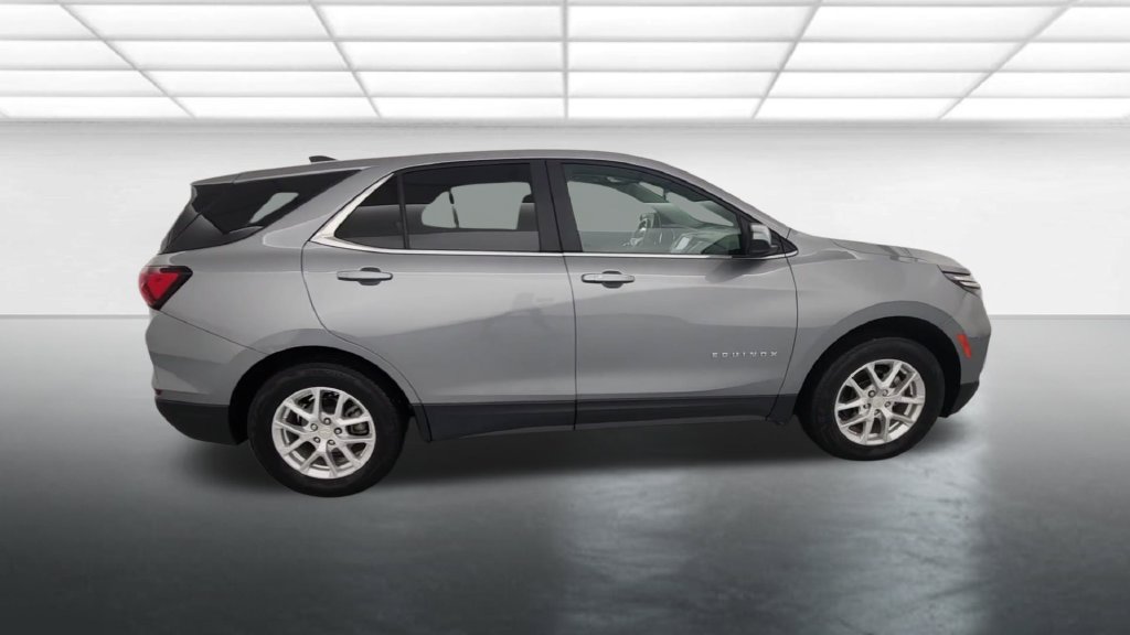 Used 2024 Chevrolet Equinox LT AWD/4WD image 8