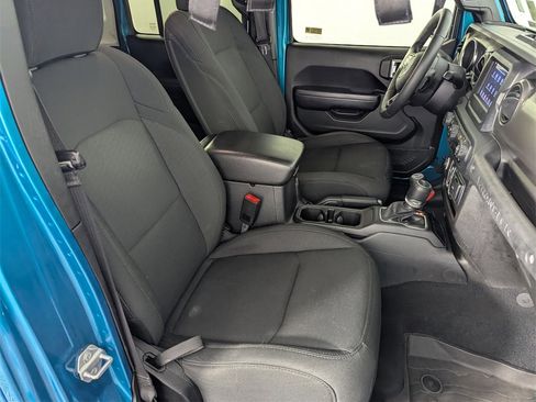 Used 2019 Jeep Wrangler Unlimited Sport S image 35