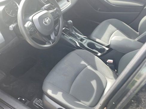 Used 2020 Toyota Corolla LE FWD image 6