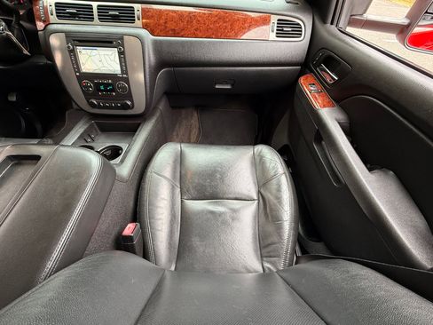 Used 2013 GMC Sierra 2500 SLT w/ Entertainment Package image 41