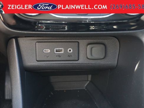 Used 2023 Buick Encore GX Essence w/ Experience Buick Package AWD/4WD image 24