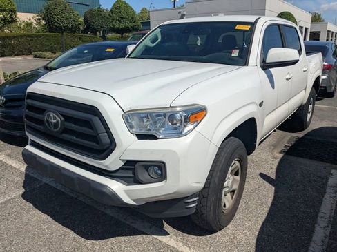 Used 2021 Toyota Tacoma SR w/ SR Convenience Package RWD image 2