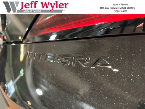 New 2025 Acura Integra image 10