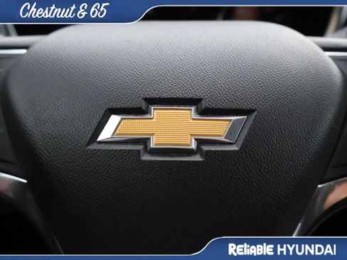 Used 2018 Chevrolet Equinox LT w/ Sun & Infotainment Package FWD image 29