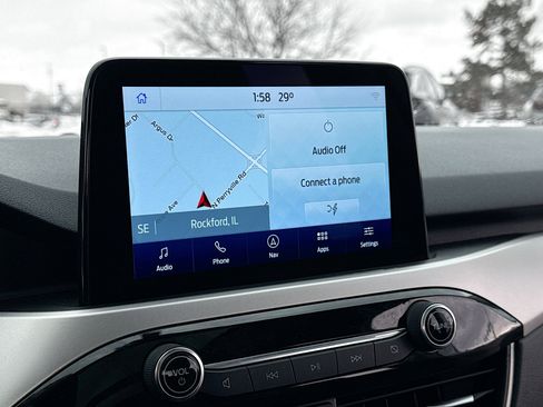 Used 2020 Ford Escape SE Sport image 10