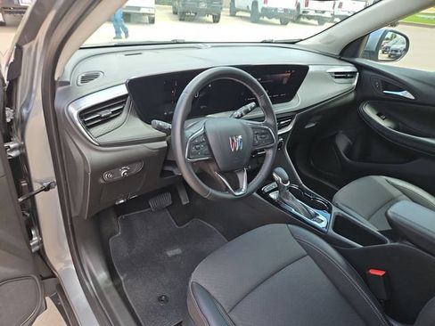 Used 2025 Buick Encore GX Preferred FWD image 10