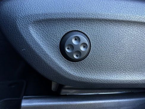 Used 2022 Mercedes-Benz GLE 350 image 23