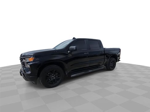 Used 2023 Chevrolet Silverado 1500 Custom w/ LPO, Dark Essentials Package RWD image 4