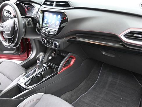 Used 2023 Chevrolet TrailBlazer RS w/ Convenience Package image 28