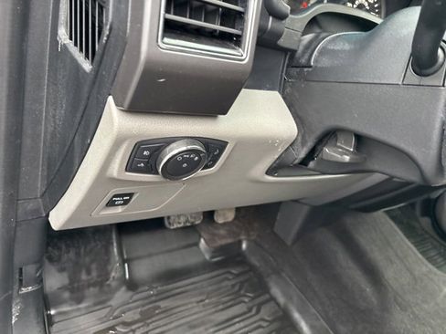 Used 2020 Ford F150 XLT w/ XTR Package image 24