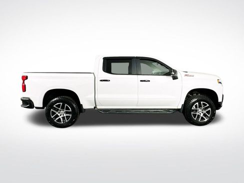 Used 2019 Chevrolet Silverado 1500 LT Trail Boss w/ Convenience Package AWD/4WD image 9