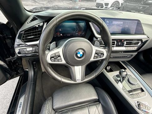 Used 2019 BMW Z4 sDrive30i w/ M Sport Package RWD image 12