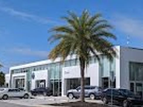 Used 2025 GMC Yukon Denali image 8