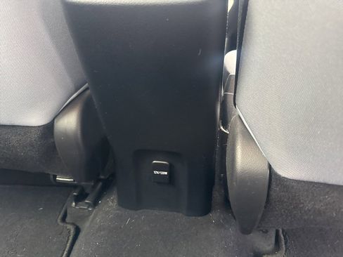 Used 2017 Toyota Prius Two image 21