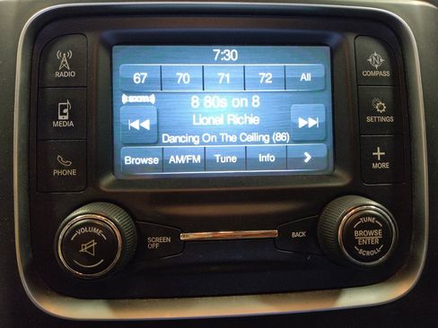 Used 2019 RAM 1500 Classic SLT image 25