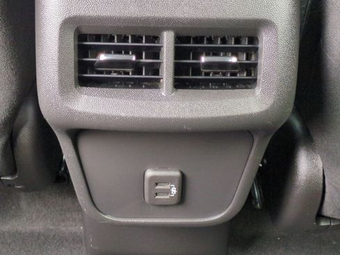 Certified 2023 Chevrolet Equinox LT AWD/4WD image 20