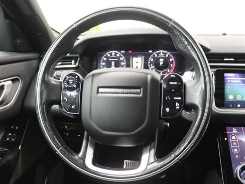 Used 2018 Land Rover Range Rover Velar R-Dynamic SE AWD/4WD image 25