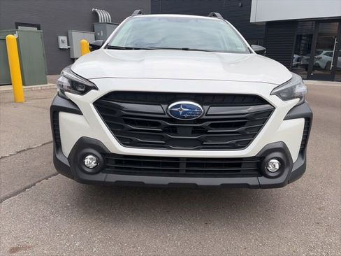 Used 2025 Subaru Outback Onyx Edition w/ Popular Package #2 AWD/4WD image 5