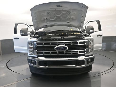 Used 2024 Ford F250 XLT AWD/4WD image 77