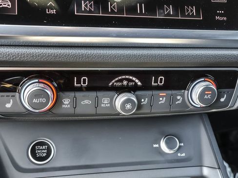 Used 2024 Audi Q3 2.0T Premium w/ Convenience Package image 37