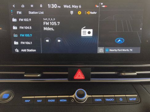 Used 2025 Hyundai Elantra SEL FWD image 25