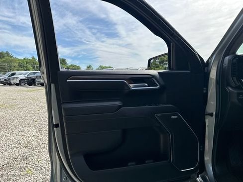 Certified 2024 Chevrolet Silverado 1500 RST AWD/4WD image 24