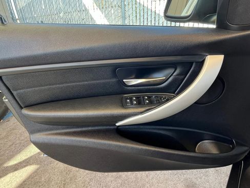 Used 2013 BMW 328i Sedan image 10