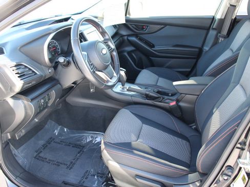 Used 2019 Subaru Crosstrek 2.0i Premium image 11