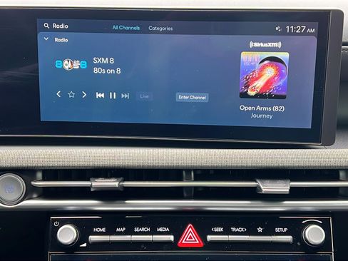 Certified 2025 Hyundai Santa Cruz Limited AWD/4WD image 17