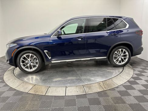 New 2026 BMW X5 xDrive50e AWD/4WD image 16